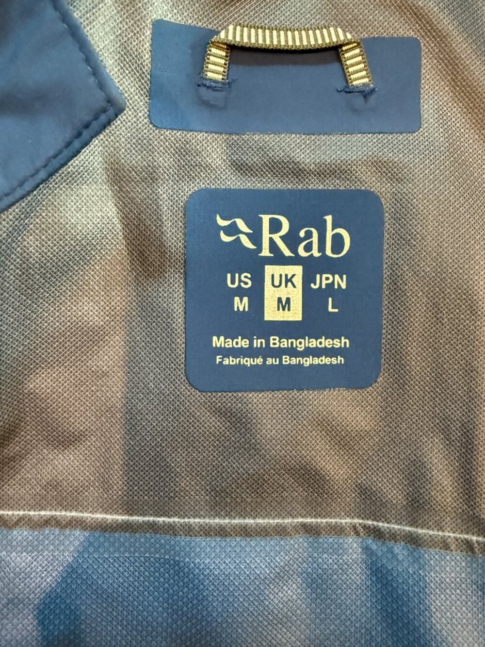 Rab Rain Shell Medium - Picture 3 of 4